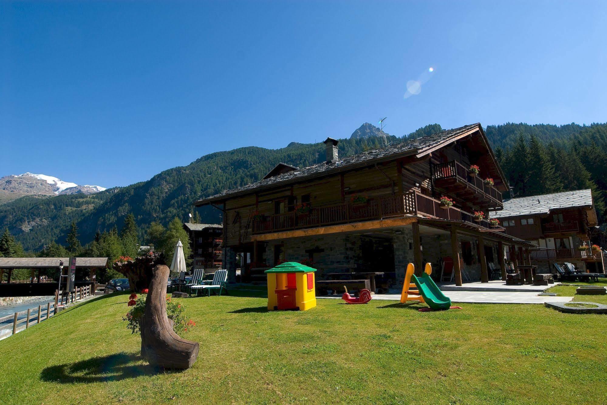 Hotel Bellevue Champoluc Kültér fotó